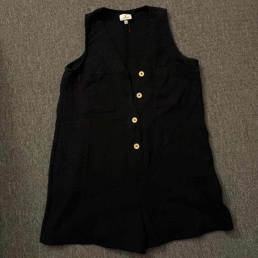 Tuckernuck Black Textured Sleeveless Romper